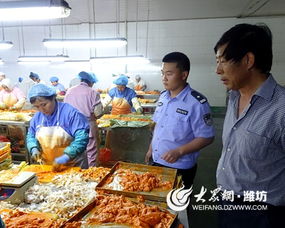 諸城食藥環(huán)偵大隊(duì)突擊檢查食品廠，筑牢食品安全防線