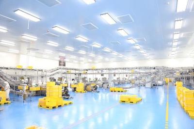 探訪周黑鴨工廠 從鴨脖到餐桌的安心之旅